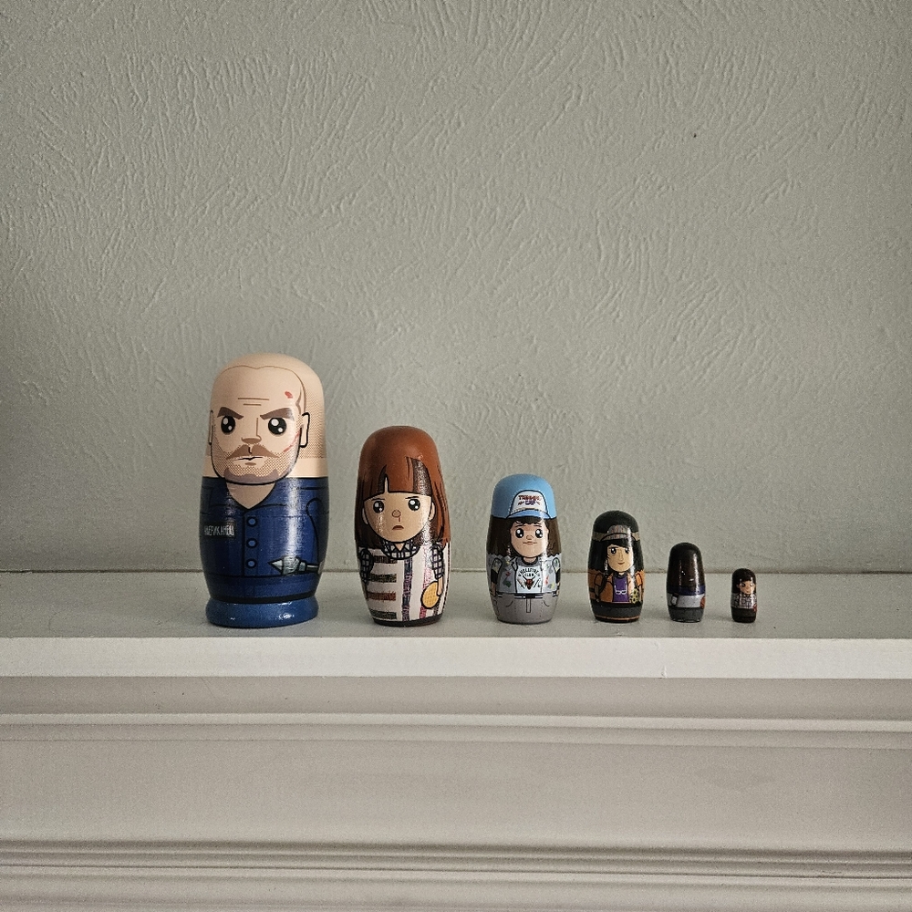 New Without Box- Nestables X Stranger Things: Season 4 Russian Nesting Dolls Set